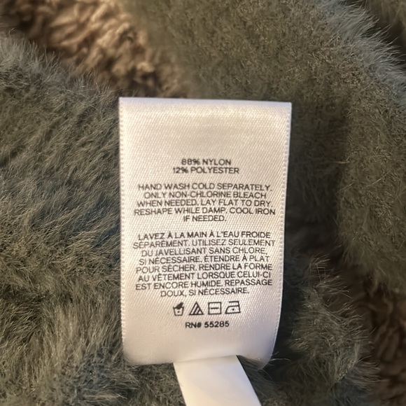 Express sweater - Picture 2 of 2